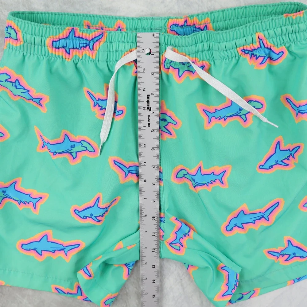 Chubbies The Apex Swimmers Trunks Mens Large Green Hammerhead Shark Print 5.5